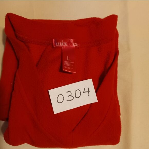 Mix & Co. V-neck Velour Sweat Size: Large (0304) - Picture 7 of 7